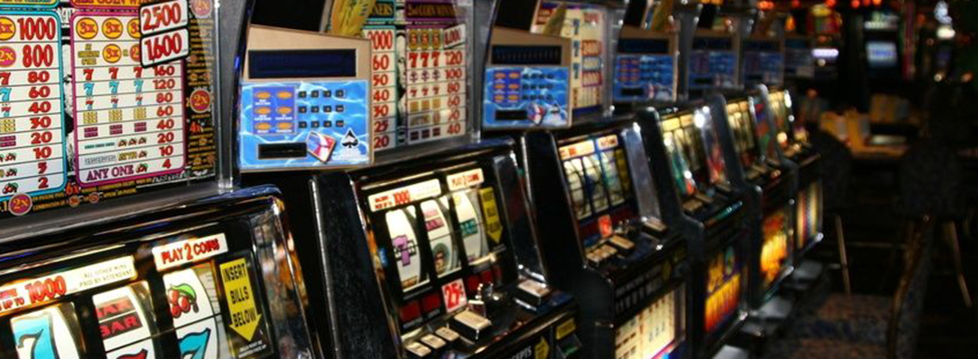 Do casinos buy or lease slot machines for sale